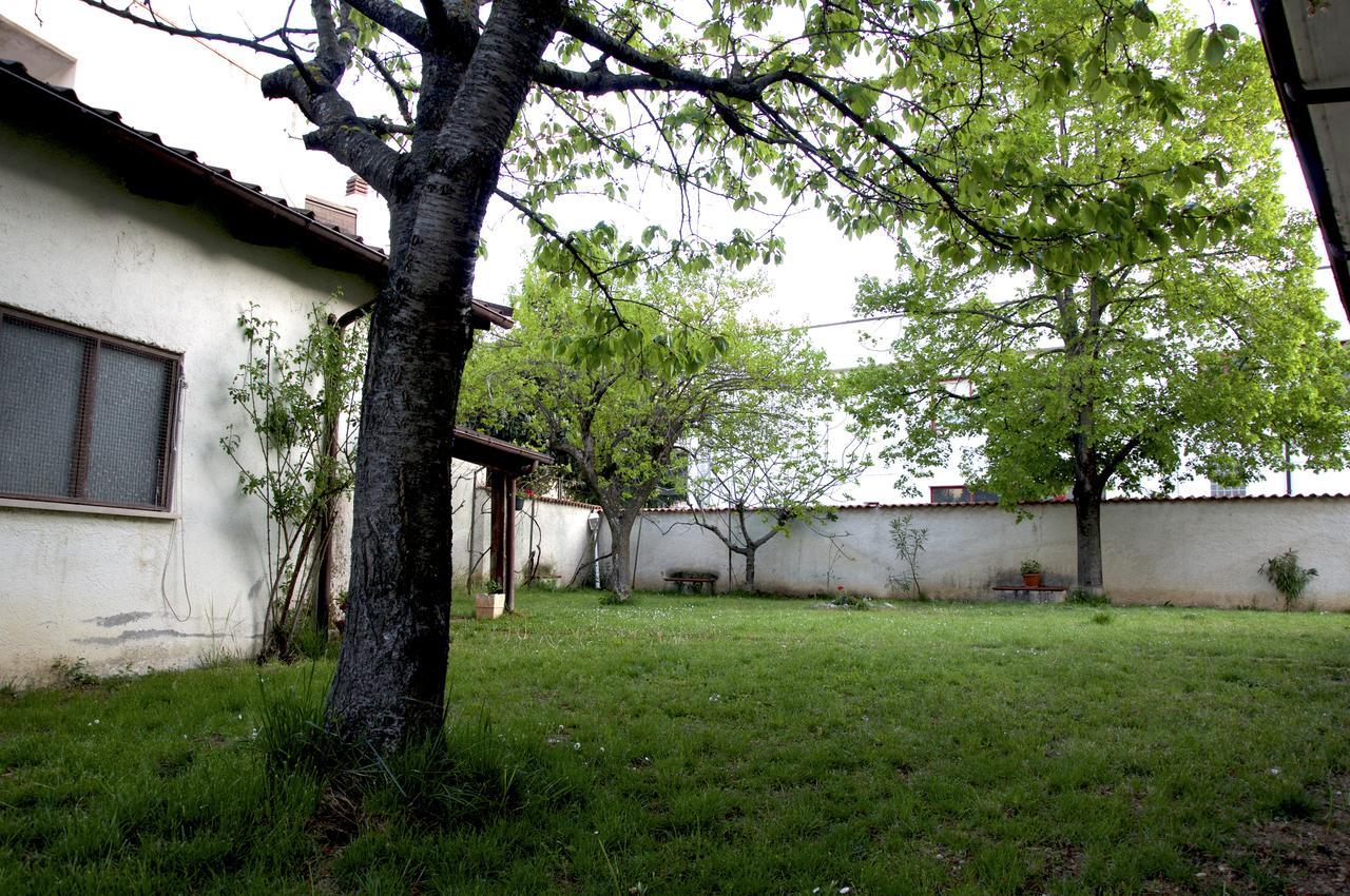 Villa Del Poeta 苏尔莫纳 外观 照片